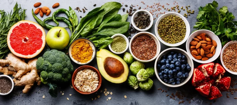 alimentos ricos em nutrientes benéficos para os olhos.