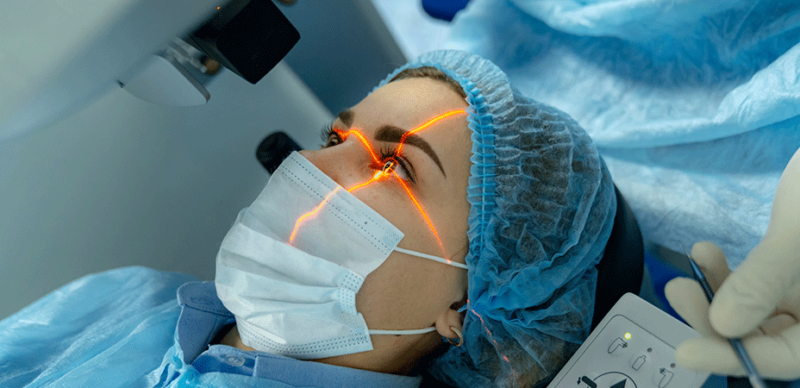 Cirurgia combinada de vitrectomia e catarata: o que você deve saber?
