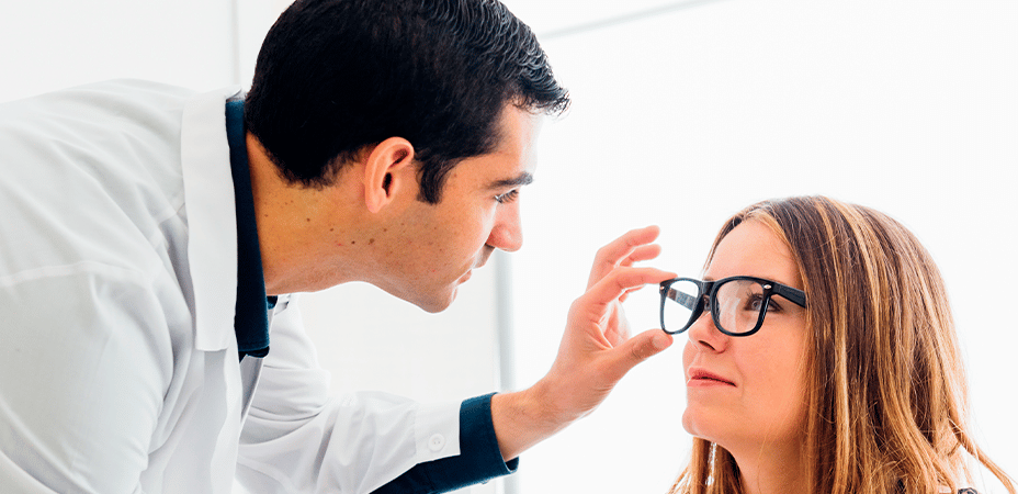 Consulta especializada com retinólogo